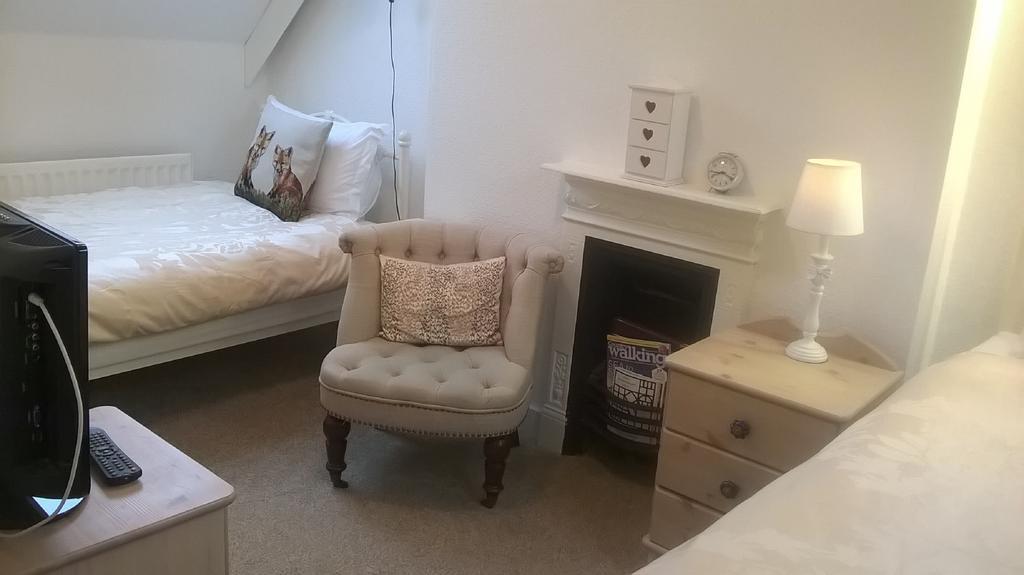 Anton Guest House Bed And Breakfast Shrewsbury Szoba fotó